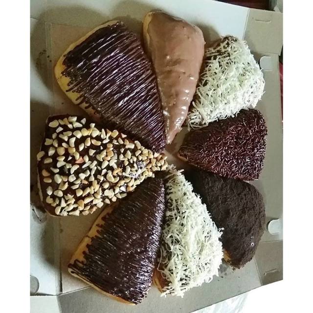 

Donut Pizza (8pcs)
