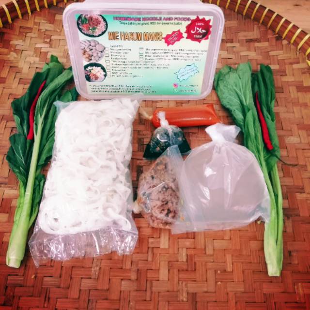 

Mie Harum Manis | Kwetiao Ayam Frozen Homemade Halal