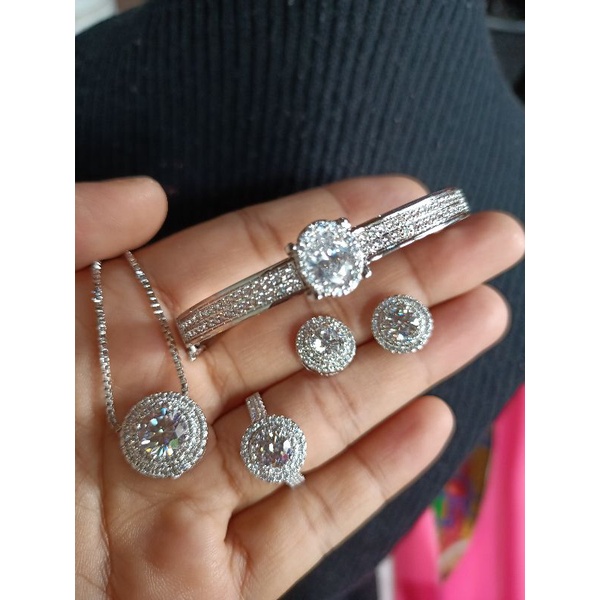 Set Perhiasan Replika berlian eropa ,mewah kalung+ cincin+ anting, anti karat,tahan lama dan kilat