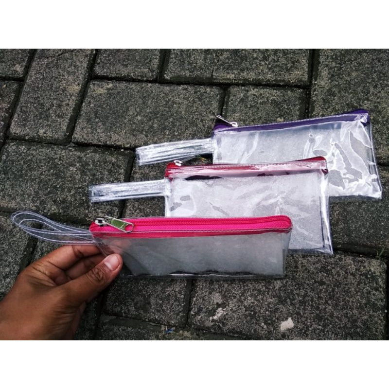 dompet,dompet koin,pouch,pouch mika, dompet mika,pouch make up,kotak pensil,souvenir, pouch