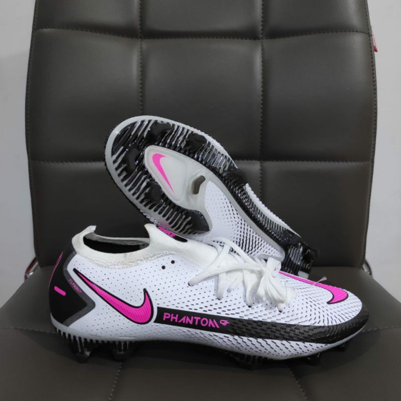 Sepatu bola nike Phantom GT Elite FG White Black Pink - Sepatu Soccer