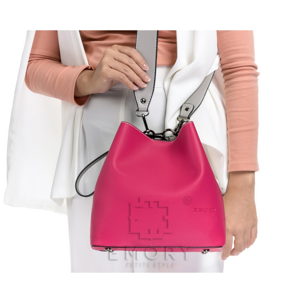 Tas Kulit Wanita / Tas Wanita Import / Tas Wanita Branded / Tas Emory / Tas Serut