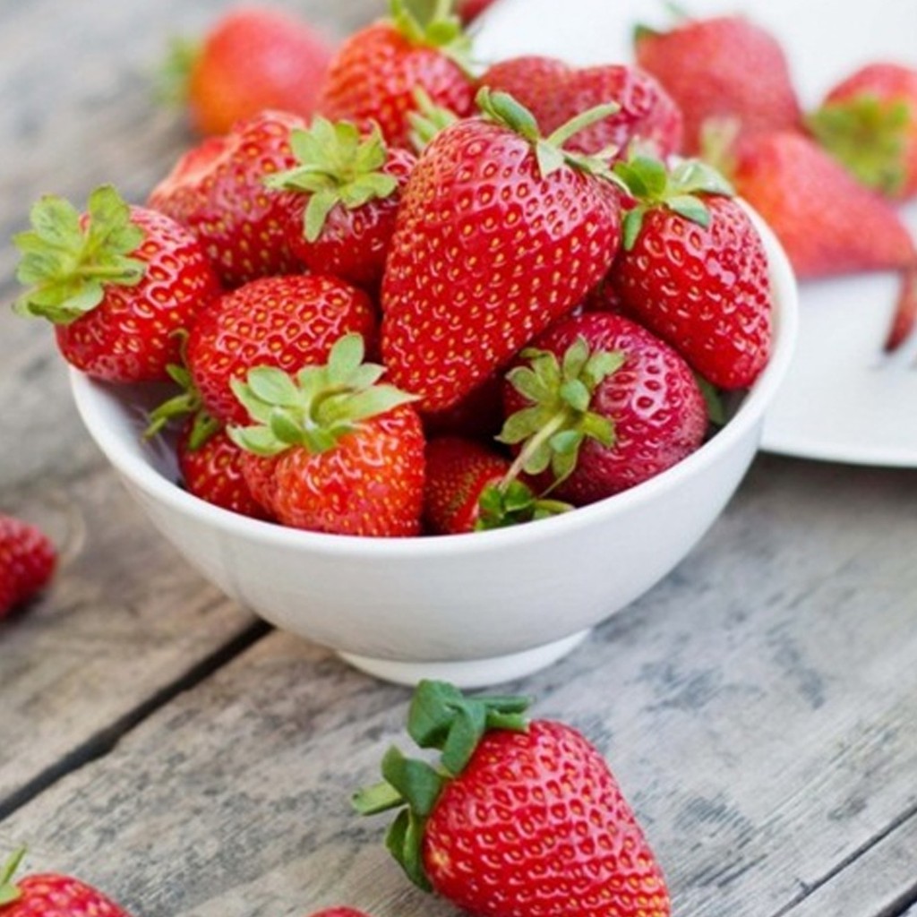 

STRAWBERRY PROMO