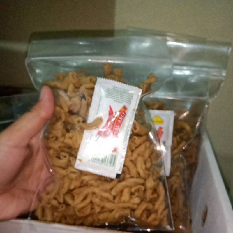 

kripik usus 200gram