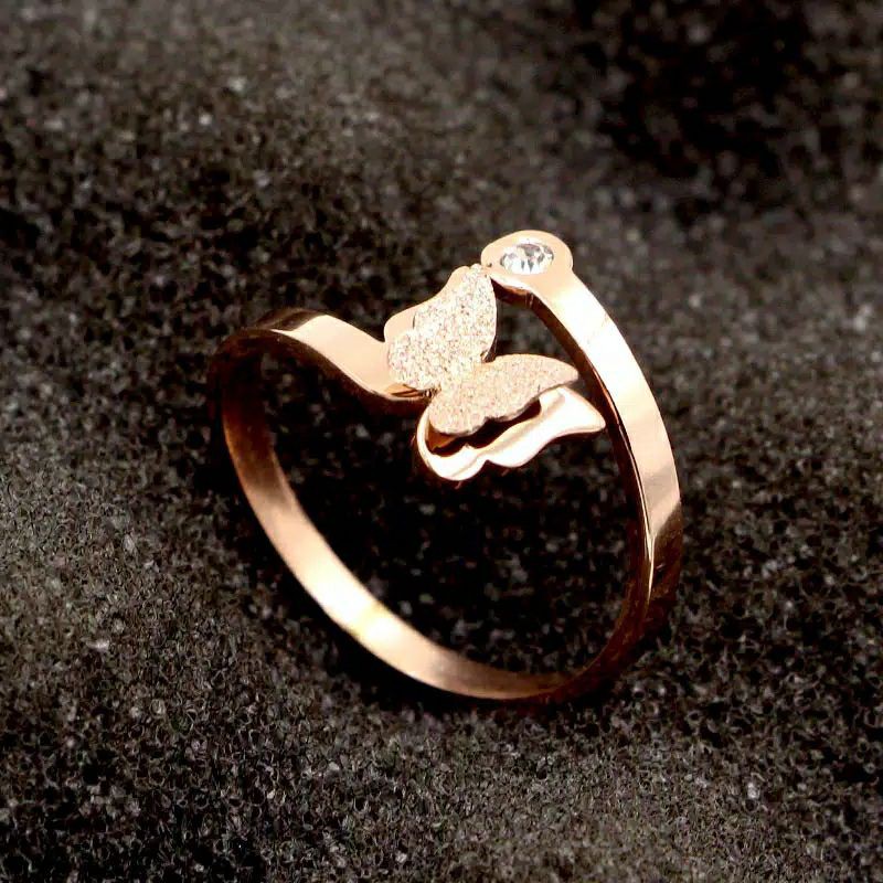 Fourfashion Cincin Bentuk Kupu-Kupu Bahan Titanium Steel Warna Rose Gold Gaya Korea Untuk Wanita