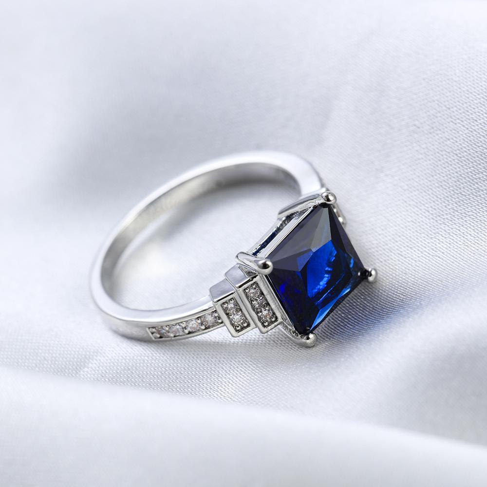 Cincin Zircon Nanas Wanita Berlapis Patinum Biru Ukuran 6-10 Perhiasan