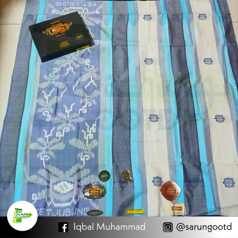 Ketjubung Red Sutera Spunsilk motif SKJ (Songket Jacquard)