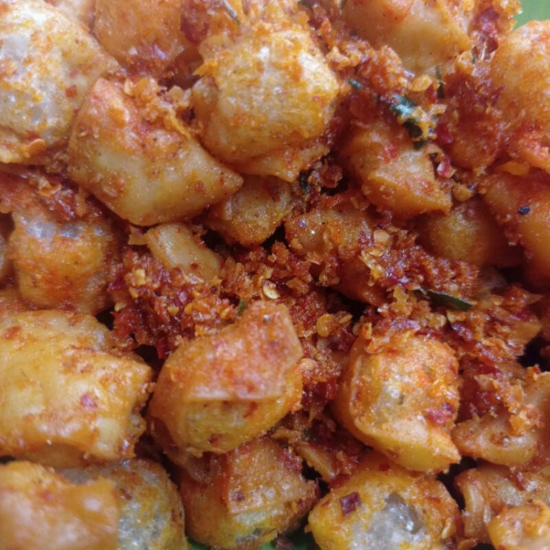 

siomay mini kering rasa balado original dan balado pedas 500 gram
