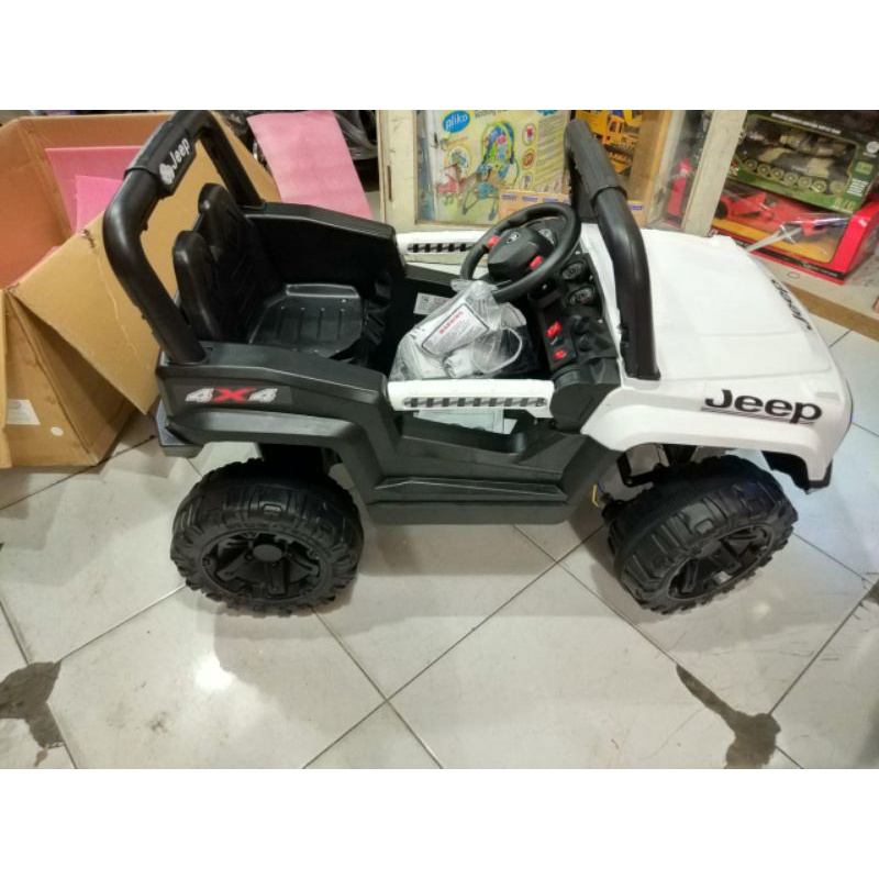 MOBIL AKI ANAK YUKITA 2699 JEEP ARMY AKI 12VOLT~MAINAN MOBIL AKI ANAK