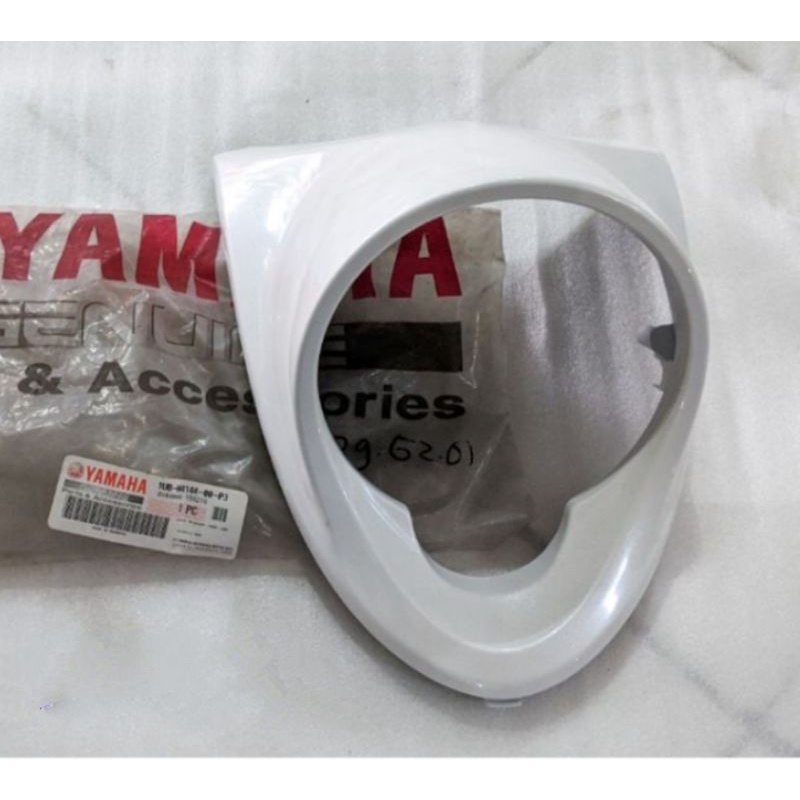 COVER BATOK LAMPU DEPAN FINO KARBU 1UB PUTIH ORIGINAL YAMAHA