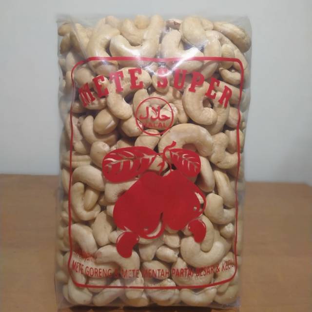 

Kacang Mete Super Jumbo (Mentah)