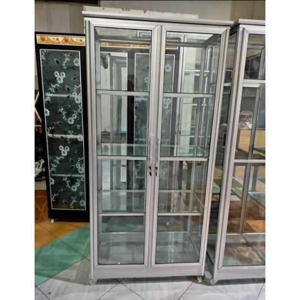 Lemari boneka/Lemari pakaian/Lemari serbaguna