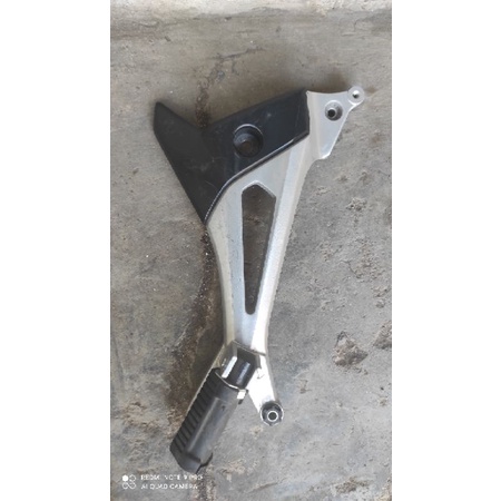 poot step pijakan kaki belakang sebelah kanan revo lama,supra x125