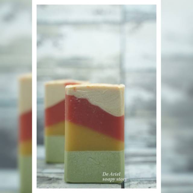 Dearielsoapystory charmer soap bar