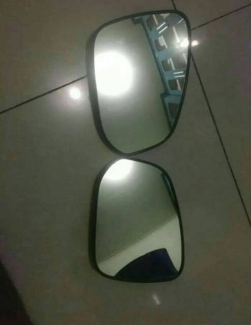 Mirror Kaca Spion Kanan Innova Reborn Ribon Fortuner Vrz Trd Original