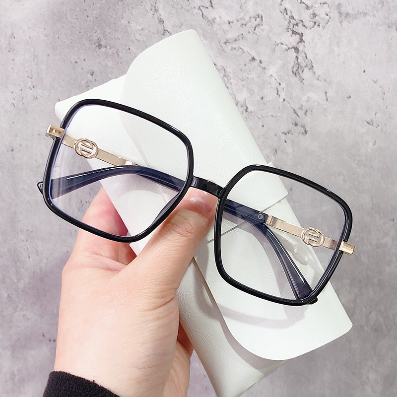 2021 Fashion Big Frame Anti-Blu-ray Korean Personalized Square Simple Glasses