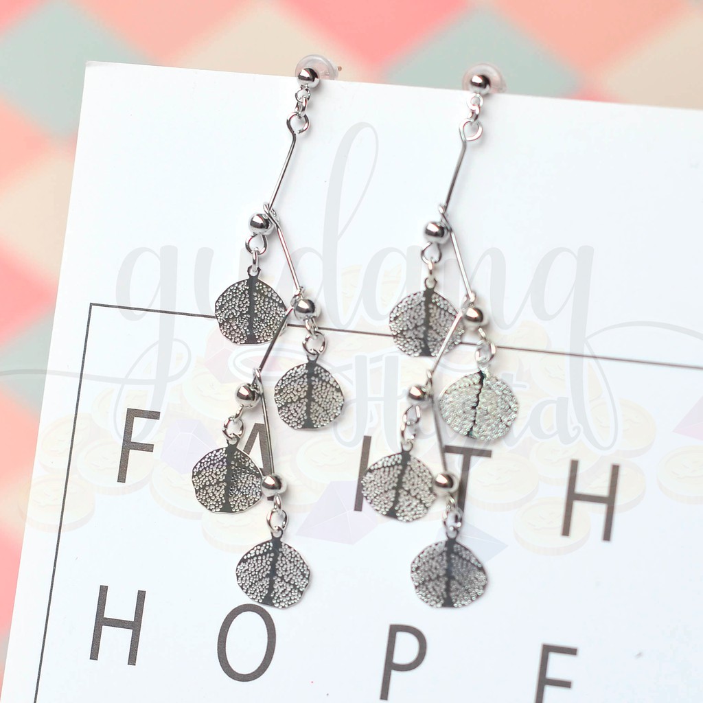 Anting Stud Raining Leaves Unik GH 203599