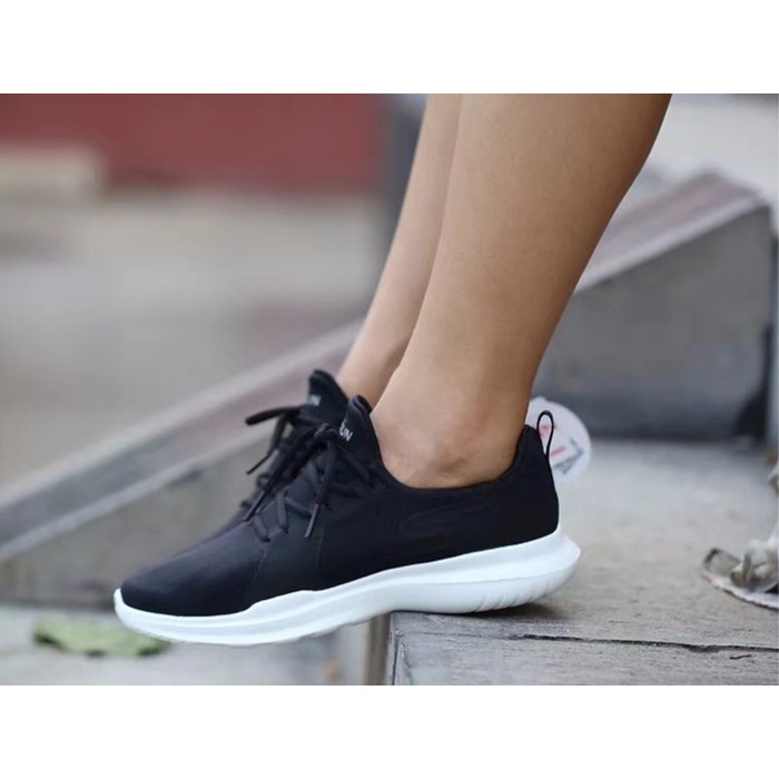 Sepatu Skechers / Skechers woman / Skechers Original / Skechers Go Run