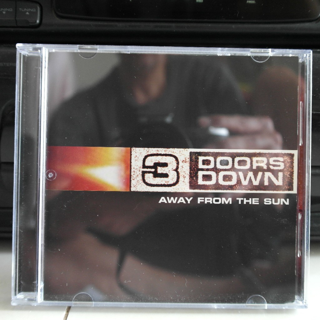 CD 3 DOORS DOWN - AWAY FROM THE SUN