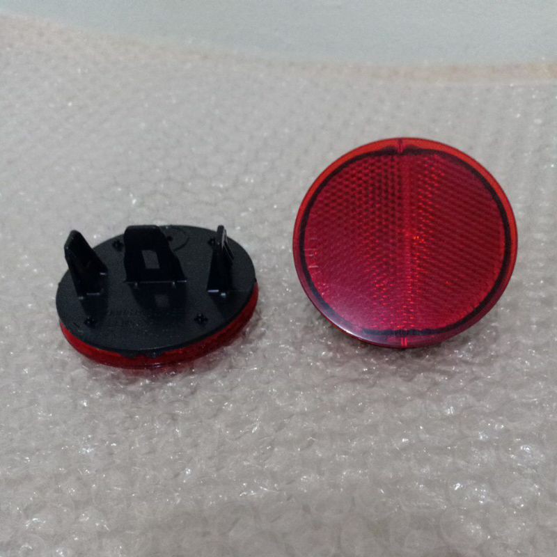 lampu reflektor bemper belakang avanza veloz 2019