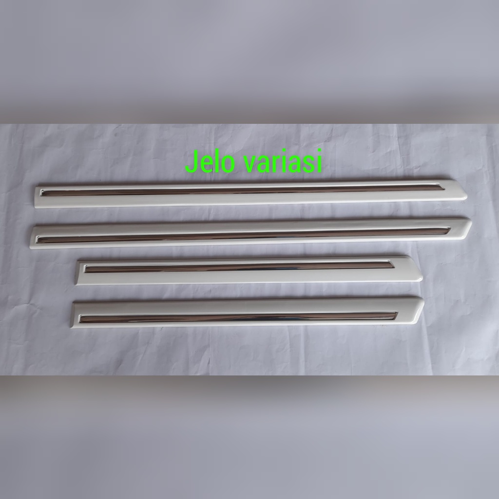 List Body Samping / Side Body Molding Mobil Avanza New 2008 - 2010 Putih