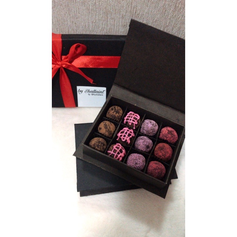 

HAMPERS LEBARAN TERMURAH! ENAK, UNIK, CANTIK | choco truffles by Shallaint