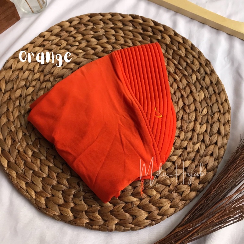 Bergo Hamidah Jilbab Jersey Menutup Dada Kerudung Olahraga Instan Premium-Orange