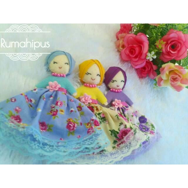 Hiasan aplikasi boneka hijab