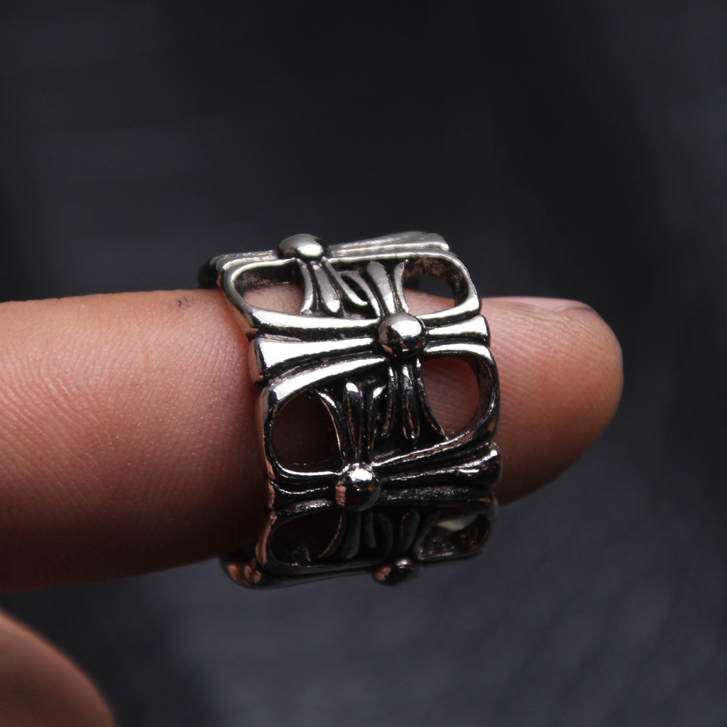 Cincin Desain Gagak Hati Warna Silver Gaya Retro Punk Hip Hop Untuk Pria Dan Wanita