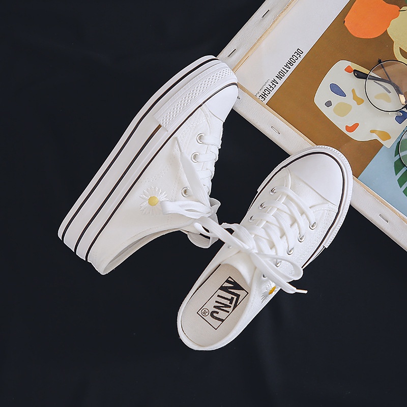 SHOEGALLERY LV0105 &quot;FREE BOX&quot; Sepatu Sneakers Wanita Motif bunga Import