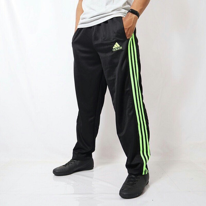 PRIA-LARI-CELANA- CELANA OLAHRAGA TRAINING ADIDAS JOGGING LARI SANTAI GYM FITNESS -CELANA-LARI-PRIA.