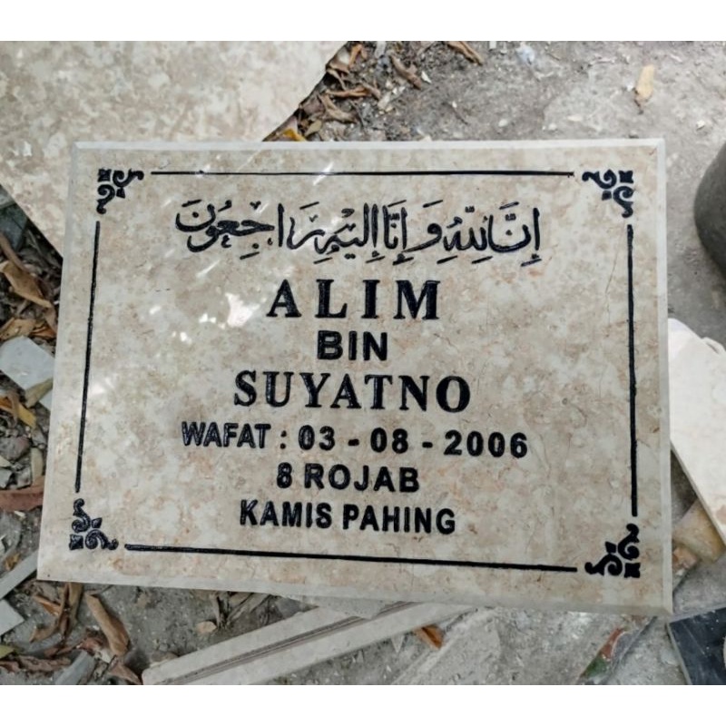 Prasasti Nisan Marmer