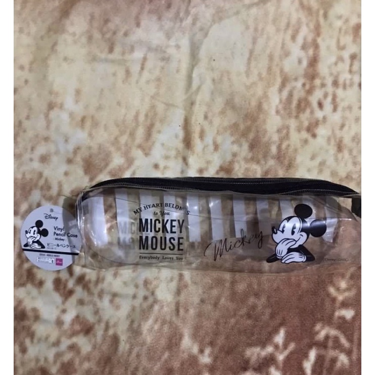 

Tempat pensil Mickey Mouse