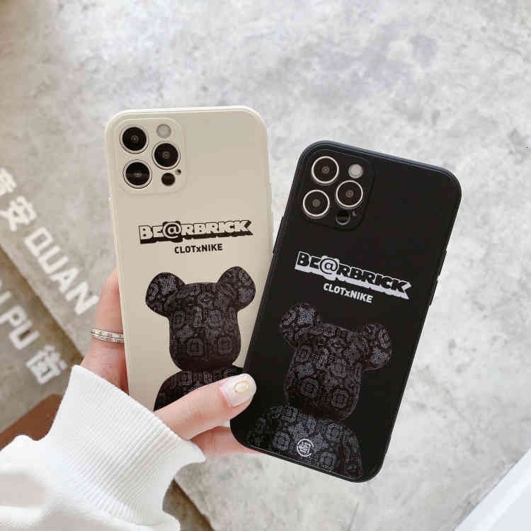 Simple black bear pattern phone case for iPhone 12 11 11promax 7 8Plus SE X XS XR 12promax Cute texture soft silicone rubber cover