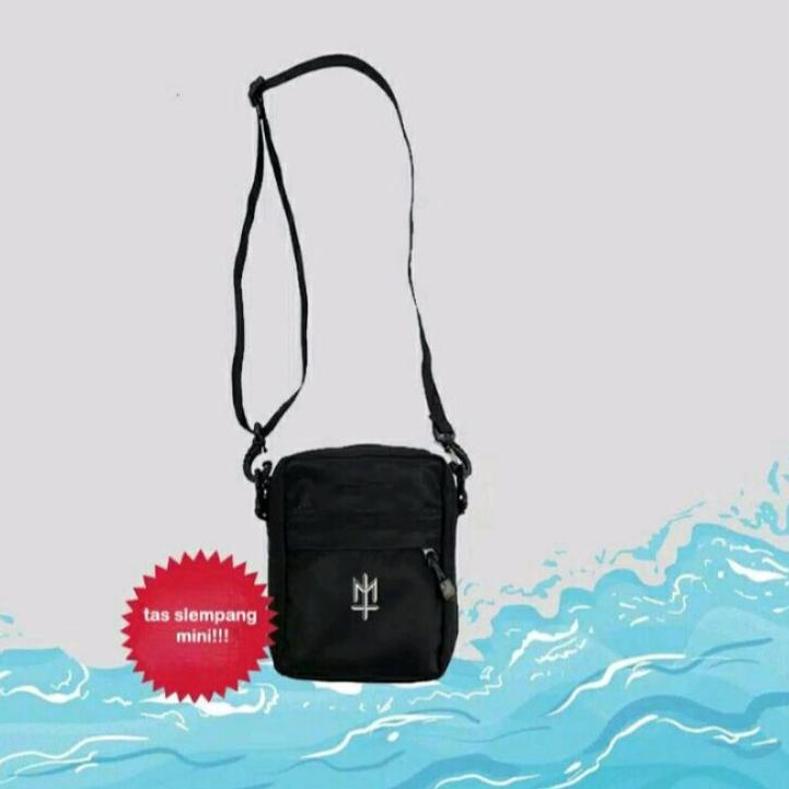 (BOOMING) TAS SELEMPANG MATERNAL / SLING BAG MINI MATERNAL BLACK