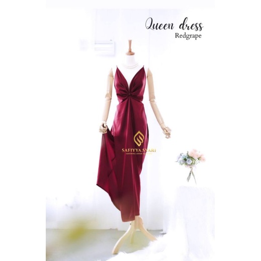 QUEEN LONG DRESS BY SAFIYYA SYARI