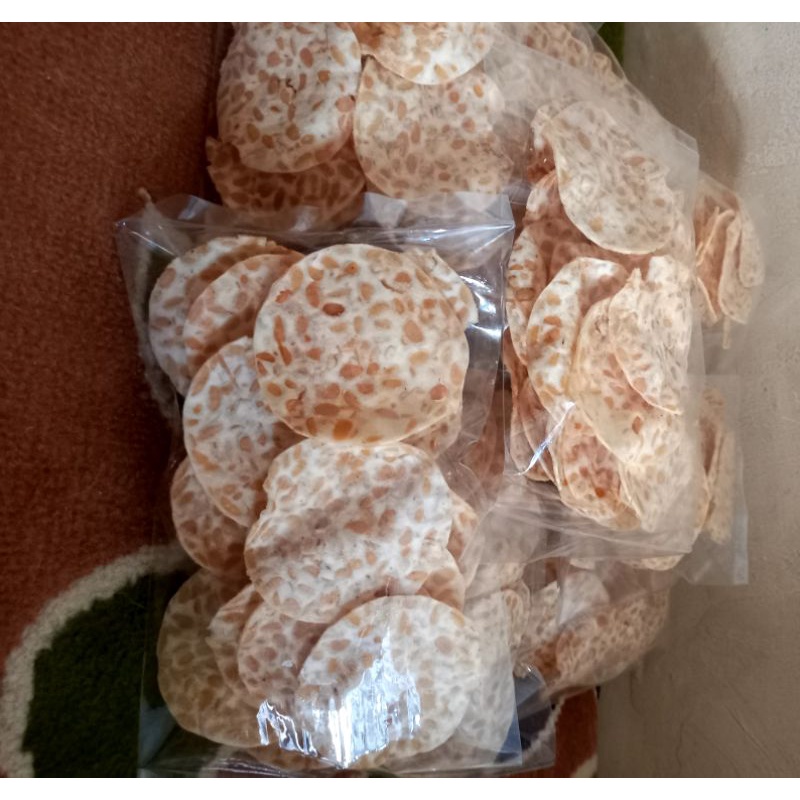 

KriuQuy - Keripik Tempe