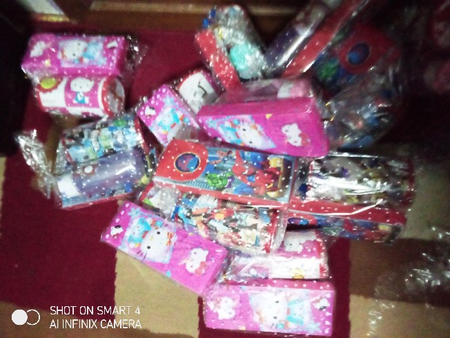 Parcel Lunchbox /tempat Makan + Botol Takuma New Ulang Tahun