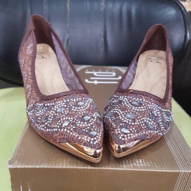 Sepatu wedges fladeo