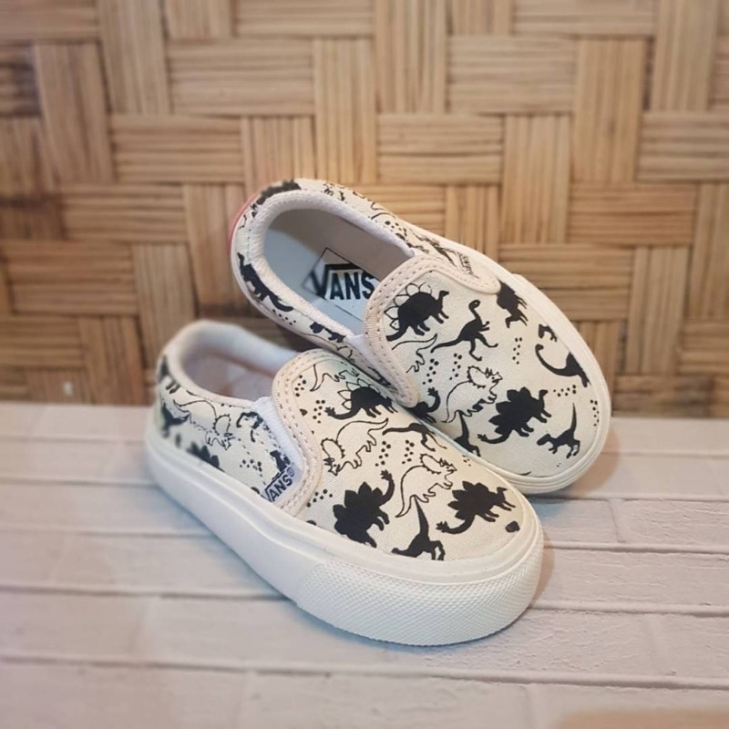 Sepatu slip on kids sepatu baby sepatu vans