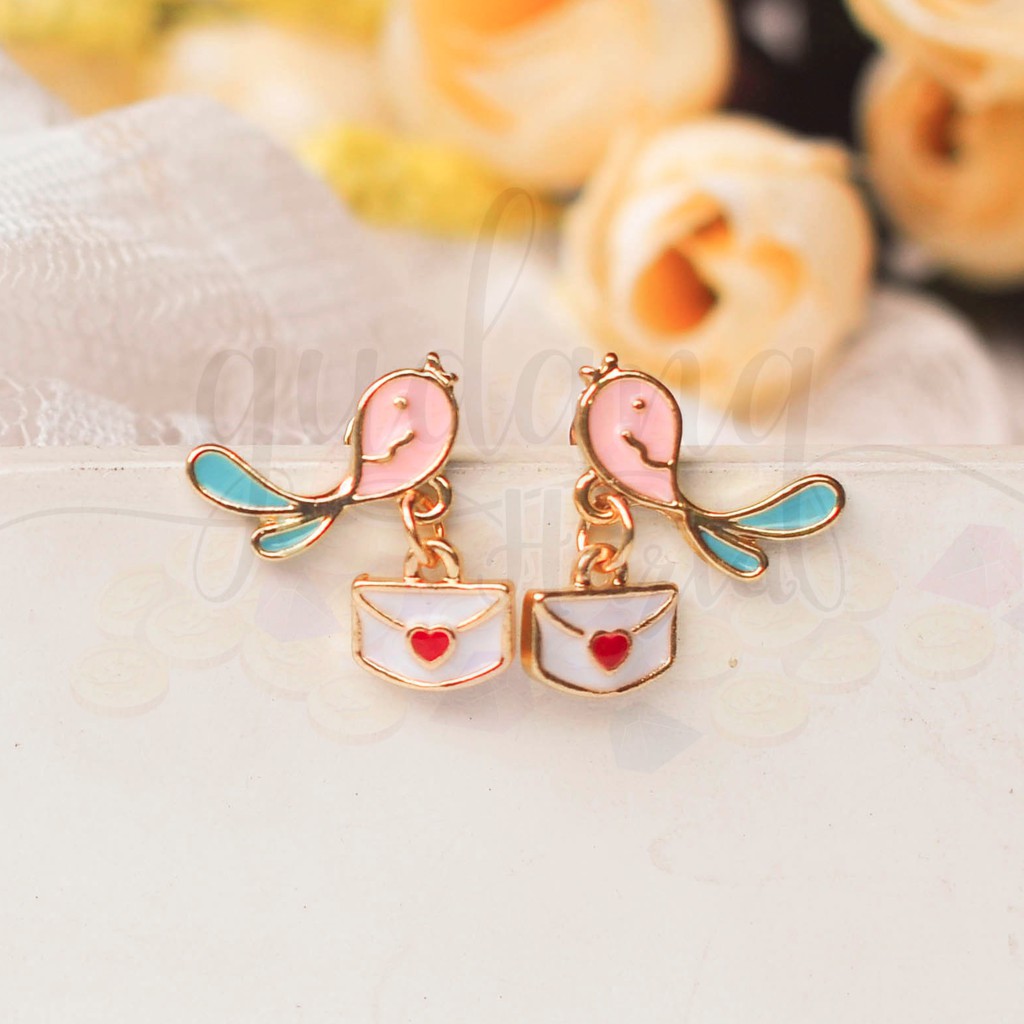 Anting Stud Pink Bird and Love Letter GH 203167