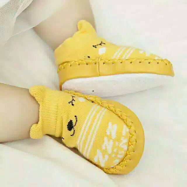 SEPATU / KAOS KAKI BAYI KARAKTER PREWALKER ANTI SLIP &amp; ANTI LICIN