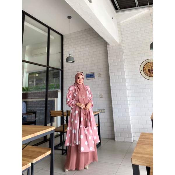 nara set syari outer polka original brand Viendra syari