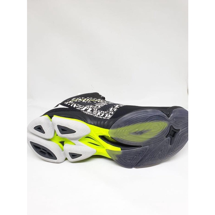 Sepatu volley mizuno original Wave Lightning Z6 Mid black white yellow