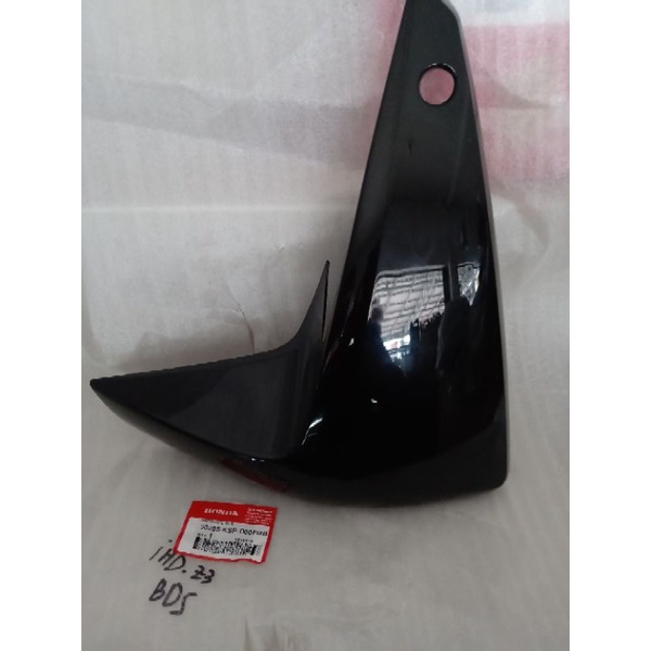 SAYAP TANGKI KANAN MEGAPRO MONOSHOCK HITAM ORI AHM