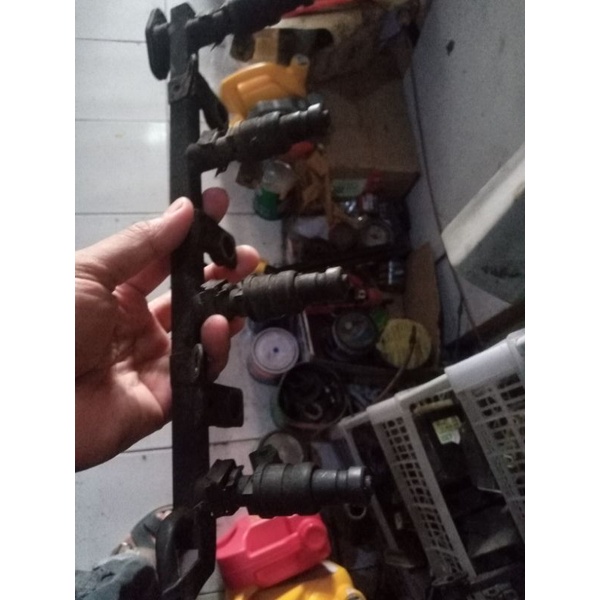 injektor set mobil Timor dohc