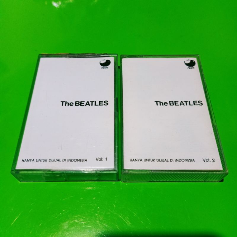 Kaset THE BEATLES White Album Vol 1 & 2 Dijual Paket 2 Kaset