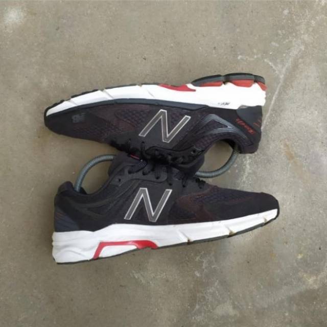 Sepatu New Balance Running Second
