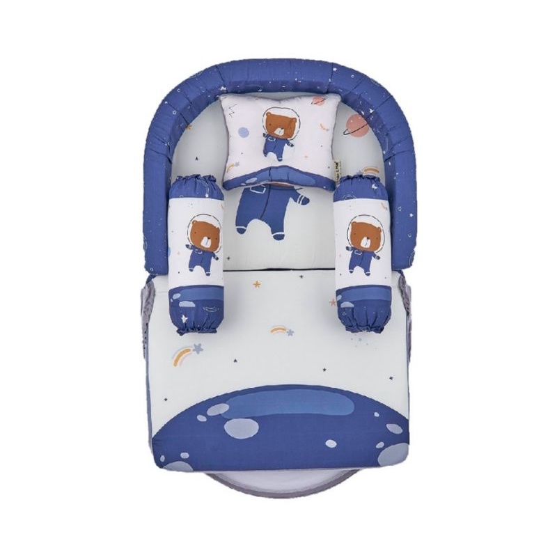 Vee &amp; Mee kasur Bayi Lipat Oval Astronaut Bear Series VMK1040