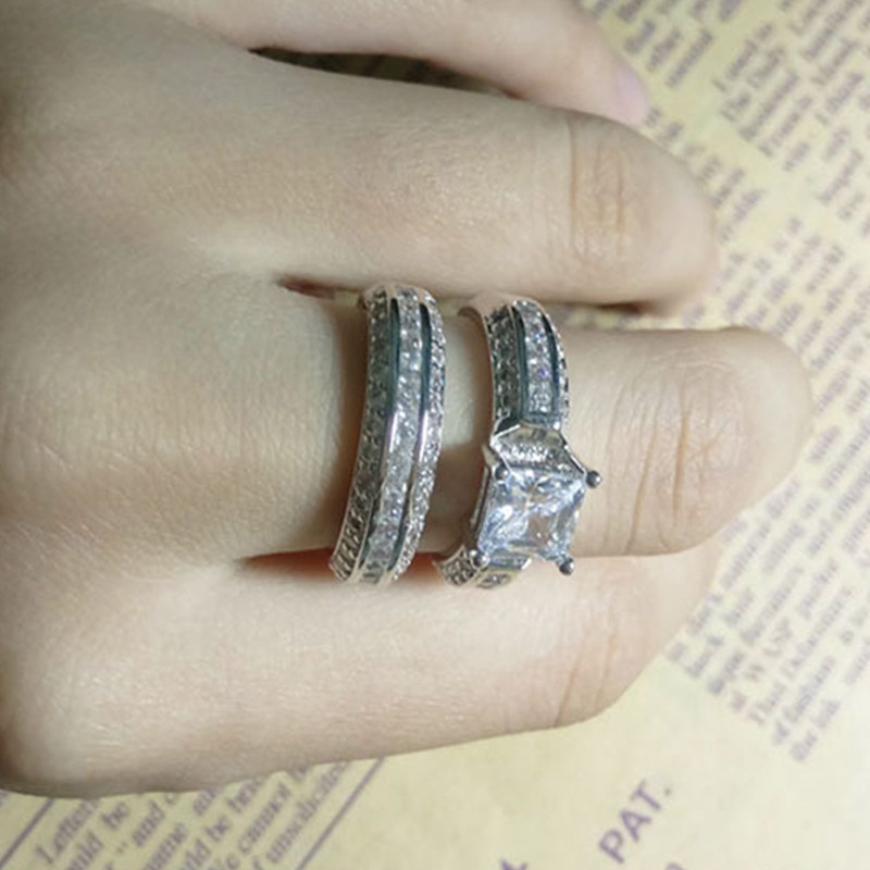 1 Pasang Cincin Pernikahan Warna Silver Bentuk Oval Untuk Wanita